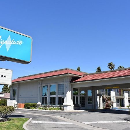 Signature Anaheim Maingate מראה חיצוני תמונה
